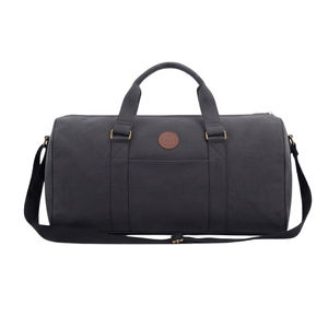 Ayn Duffle Bag: Stylish 30L Eco-Friendly Companion
